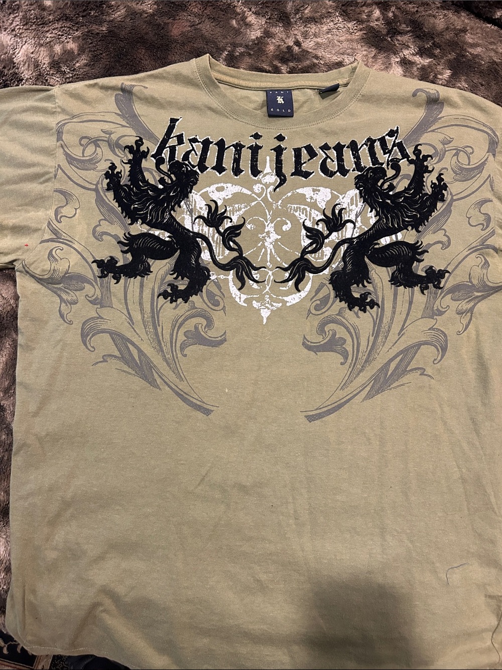 Kani Gold kani jeans lions shirt